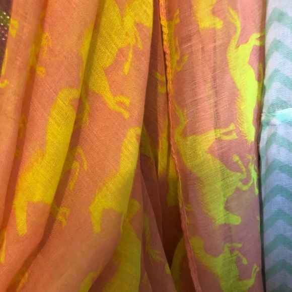 Infinity scarf lot! - Picture 4 of 6